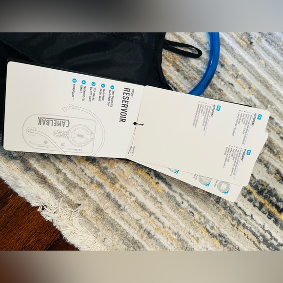 New!! CamelBak HydroBak Hydration Pack, Black - Picture 5 of 7